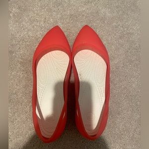 Crocs women’s shoes